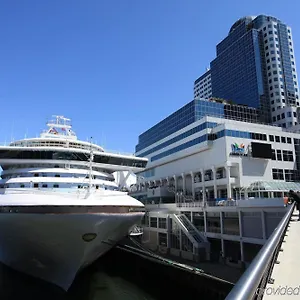 Отель Pan Pacific, Ванкувер